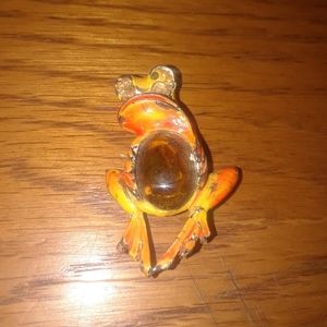Frog brooch (1950 &1960)